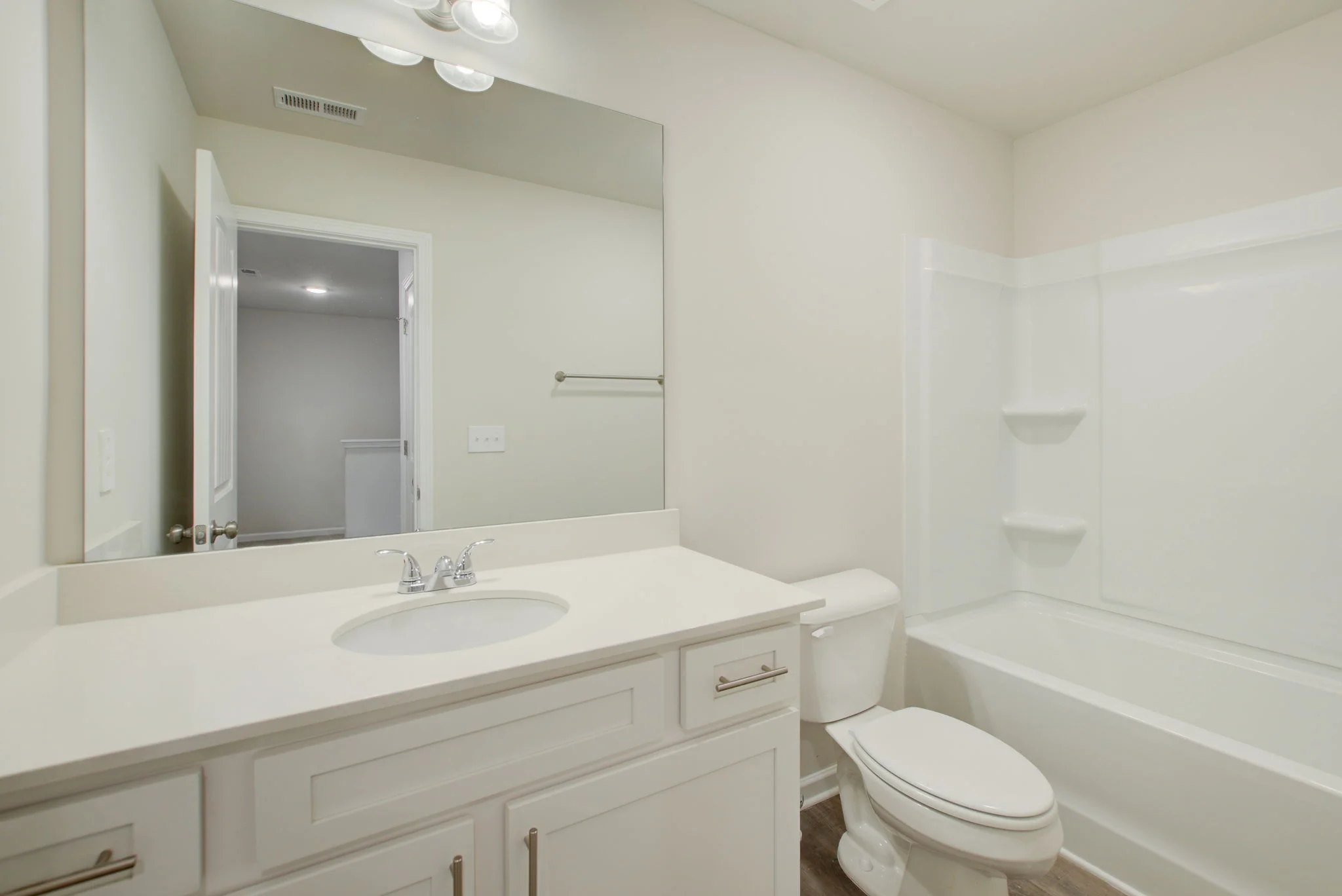 web or mls full bath